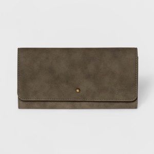 Women’s Trifold Wallet- Universal Threads